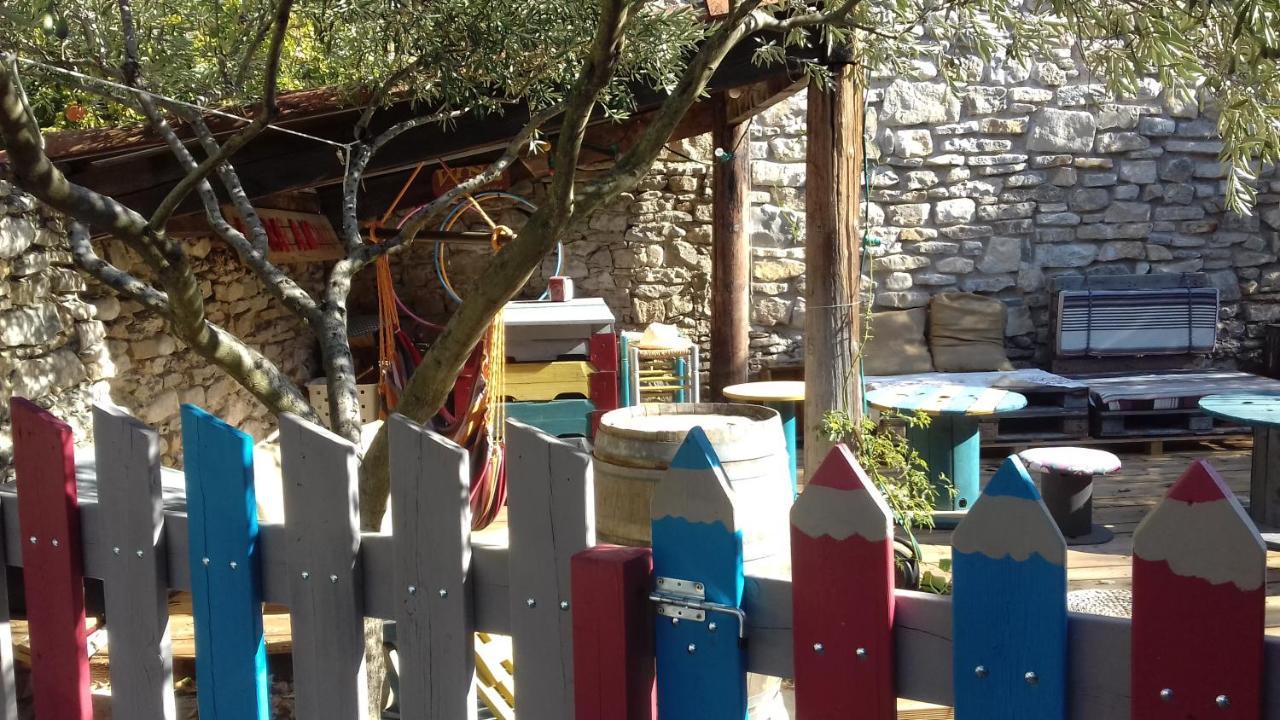 Un Nid Entre Vignes Et Pierres "Pic St Loup" Bed & Breakfast Claret Luaran gambar